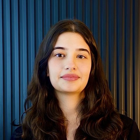 Isis Coelho